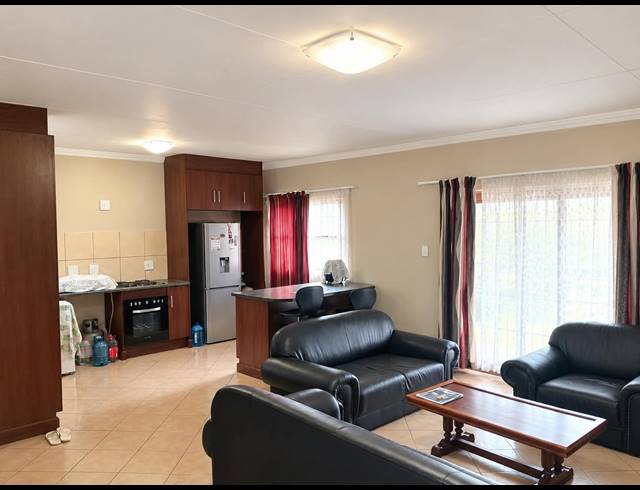 3 BEDROOM SECTIONAL TITLE FOR SALE IN MELODIE